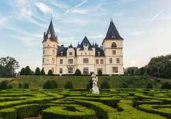 A legromantikusabb magyar kastély: az Andrássy család Tiszadobon